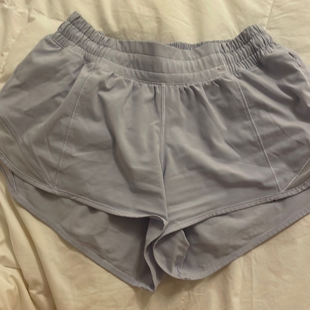 2.5” lululemon hotty hot shorts